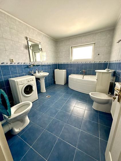 Apartament de vanzare cu 4 camere Ampoi 1 - 3