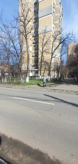 vand garsoniera 18.22m fara imbunata?iri parter din 10 mobilata modest pret 35 000 euro discutabil - 4