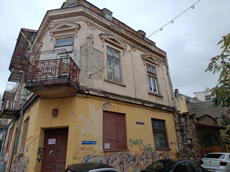 LĂ MONUMENT ISTORIC DE VÂNZARE – Str. Sarmizegetusa, (Centru Vechi) - 3