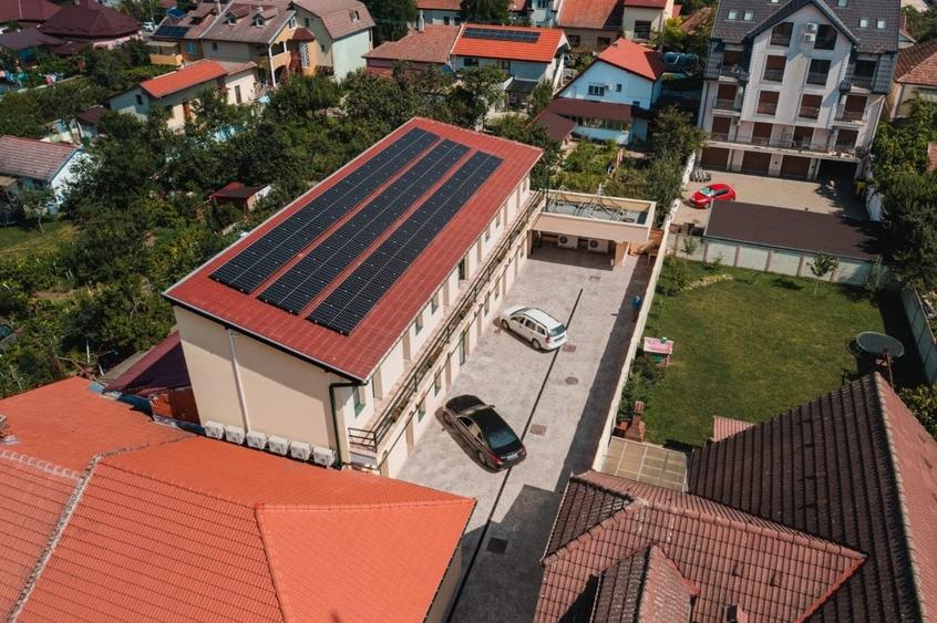 Afacere la cheie: Pensiune, Imobil 10 camere + 1 apartament, zona Iulius Mall - 2