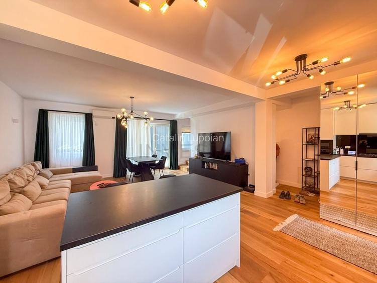 Casa insiruita cu finisaje moderne in cartierul Europa! Casa insiruita cu finisaje moderne in cartierul Europa!