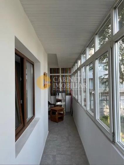 3 camere spațioase, 2 băi, balcon mare – zonă centrală excelentă! - 8