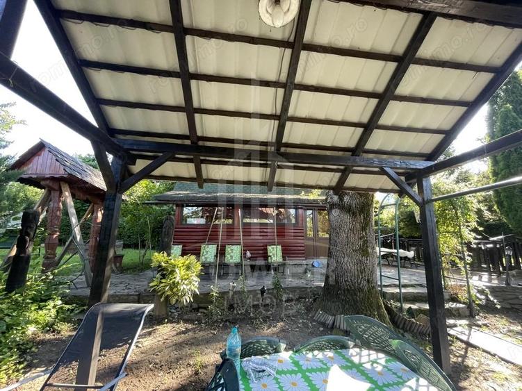 Teren deosebit cu cabana din lemn, Tocile loca?ie lini?tita - 18