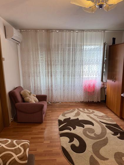 Vand apartament in Resita - 1