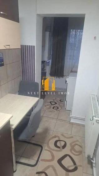 Garsoniera spa?ioasa de inchiriat Gavana 2 - 3