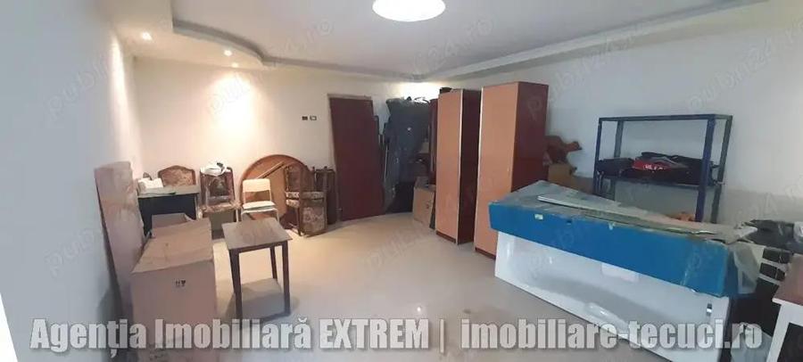Casa cu 5 camere ?i 814mp teren, pe strada Salcamului din Tecuci - 3