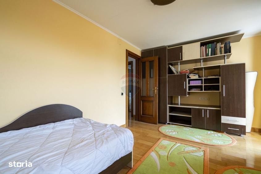 De vanzare casa cu 6 camere in Santandrei - 8