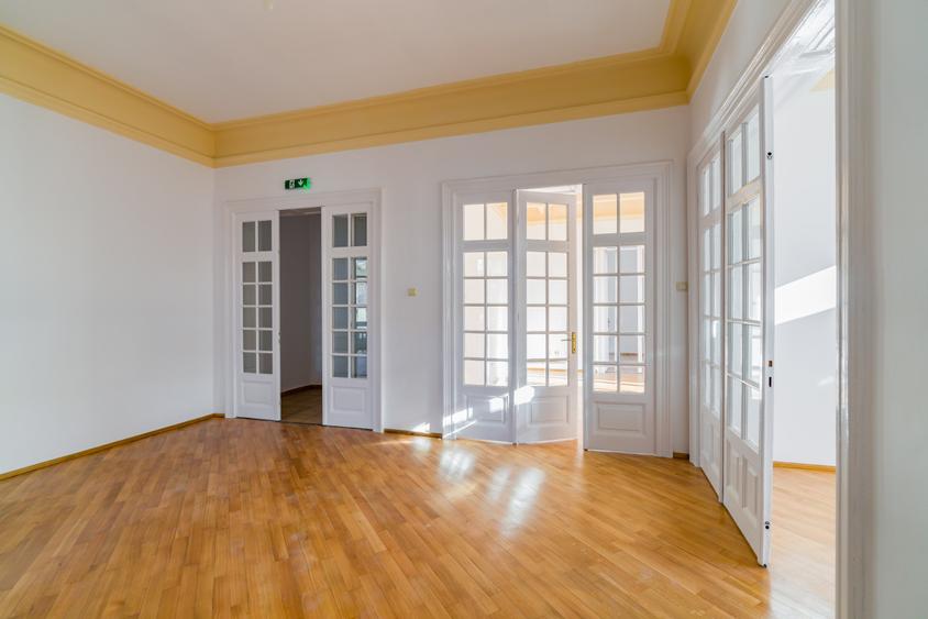 Spațiu Generos și Versatil pentru Birouri sau Activități Comerciale - 15