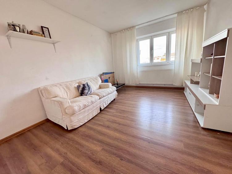 9 MAI - Muzeu, Apartament 2 cam decomandat, etaj 3/4, centrala - 3