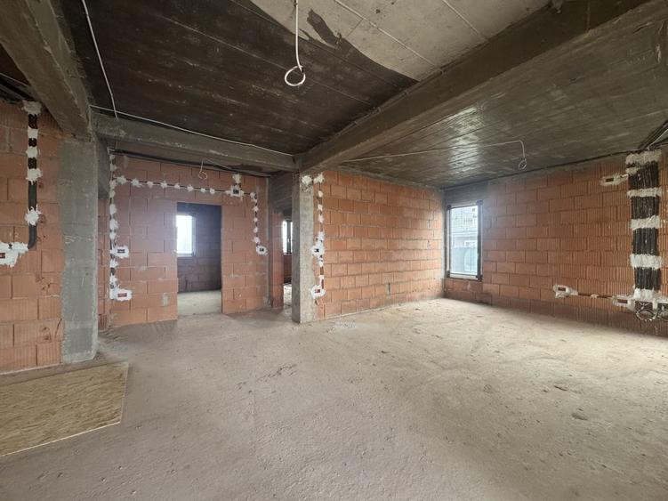 Mosnita Noua-Urseni, Casa individuala, P+1E - 5