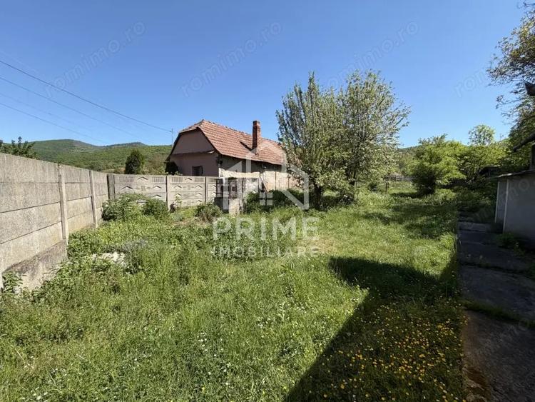 Casa individuala renovabila | 2 camere | 975 mp teren | La 13 km de Alba Iulia - 1