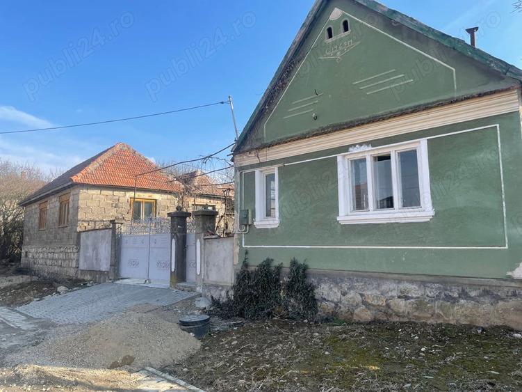Casa de vanzare la tara - 10