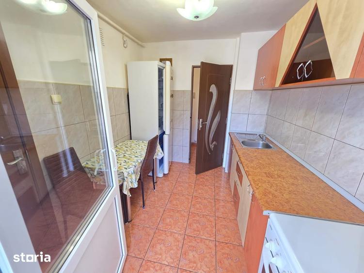 Chirie Apartament 2 Camere decomandat intrare Racadau Str. Carpatilor - 12