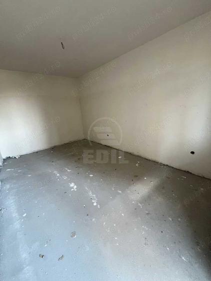 Apartament cu 3 camere, semifinisat, zona Terra, COMISION 0 - 4