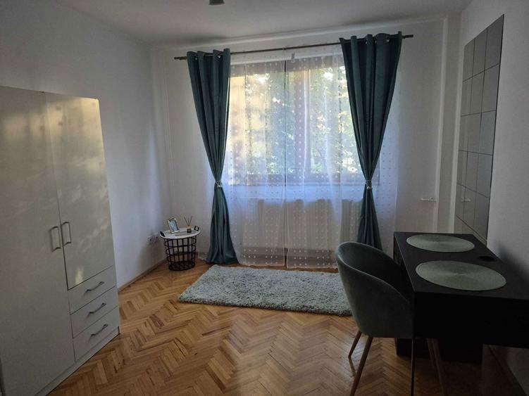 De inchiriat apartament cu 3 camere in zona Rogerius, 70 mp, etaj 1, semidecomandat, complet mobilat si utilat - 4