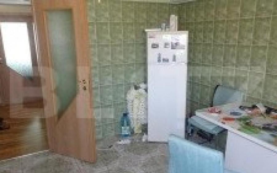 Apartament de vanzare, cu 4 camere, 92 mp, zona ultracentra - 1