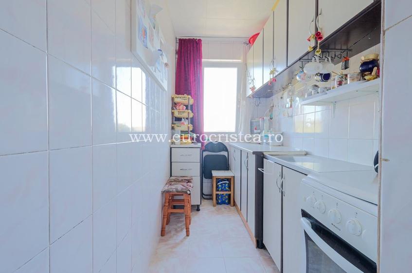 Apartament cu 2 camere de vânzare în Mangalia aproape de portul turistic - 4