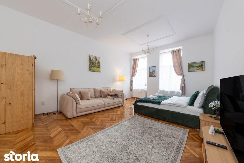 Garsonieră decomandată în Schei