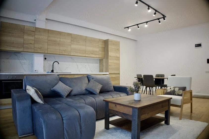 Apartament cu 2 camere semidecomandat în Florești