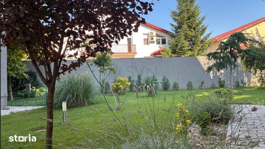 Apartament cu 5 camere în Central