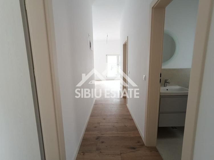 Apartament cu 3 camere decomandat în Șelimbăr