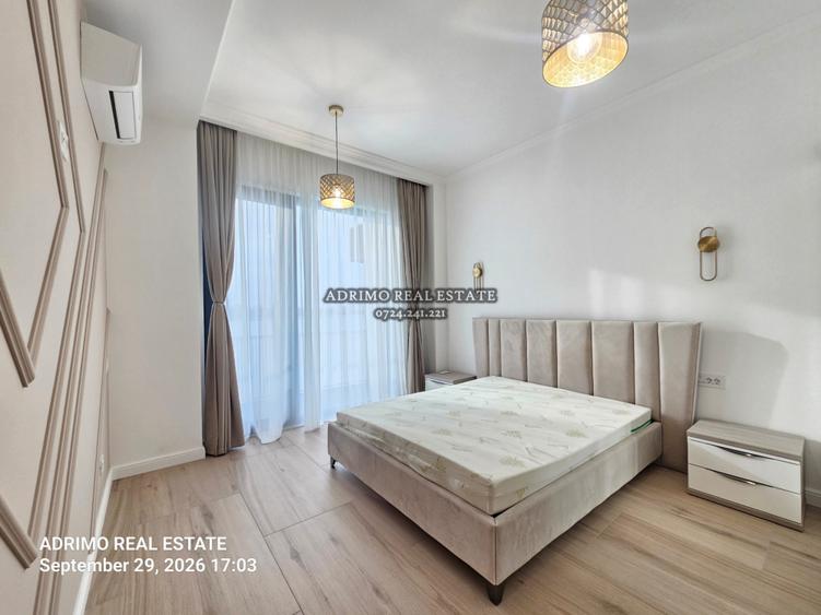 Apartament cu 3 camere decomandat în Delfinariu