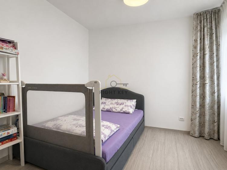 Duplex cu 6 camere cu Canalizare în Domnești