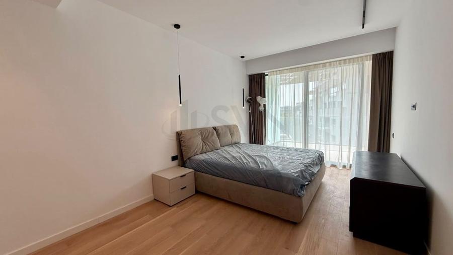 Apartament cu 3 camere semidecomandat, mobilat în Herăstrău