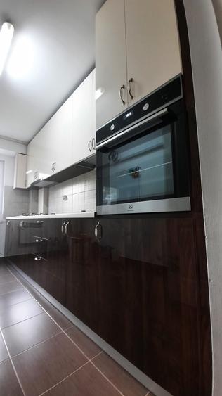 Apartament cu 2 camere decomandat în Exterior Vest