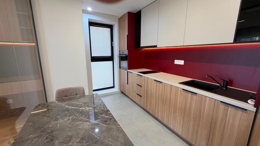 Apartament cu 2 camere decomandat în Aviației