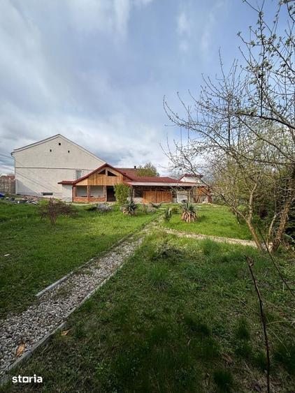 Casă cu 4 camere cu Teren 800 Mp în Simeria