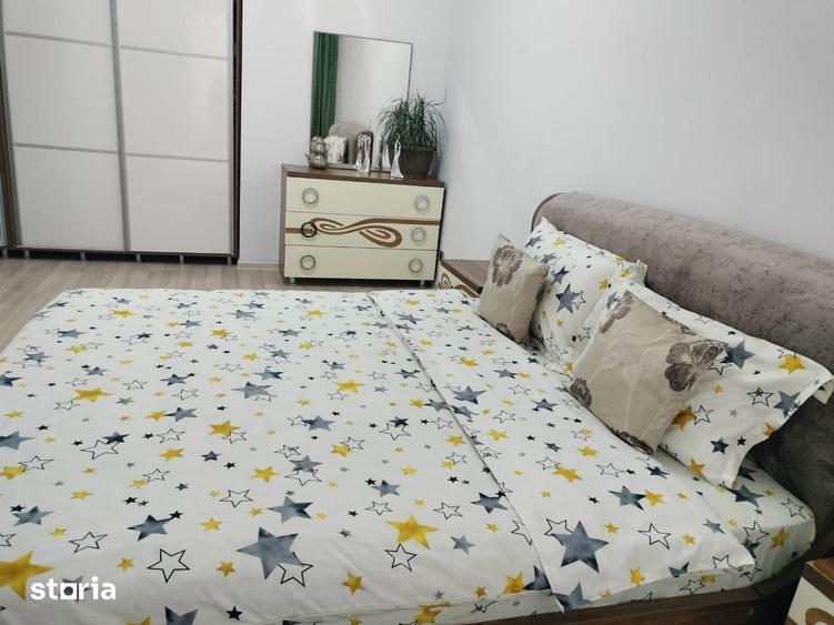 Apartament cu 3 camere decomandat, mobilat în Tractorul