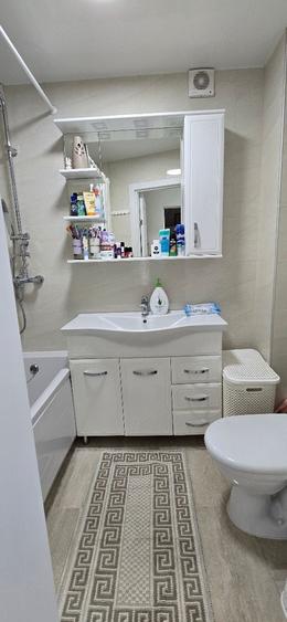 Apartament cu 2 camere decomandat în Domenii