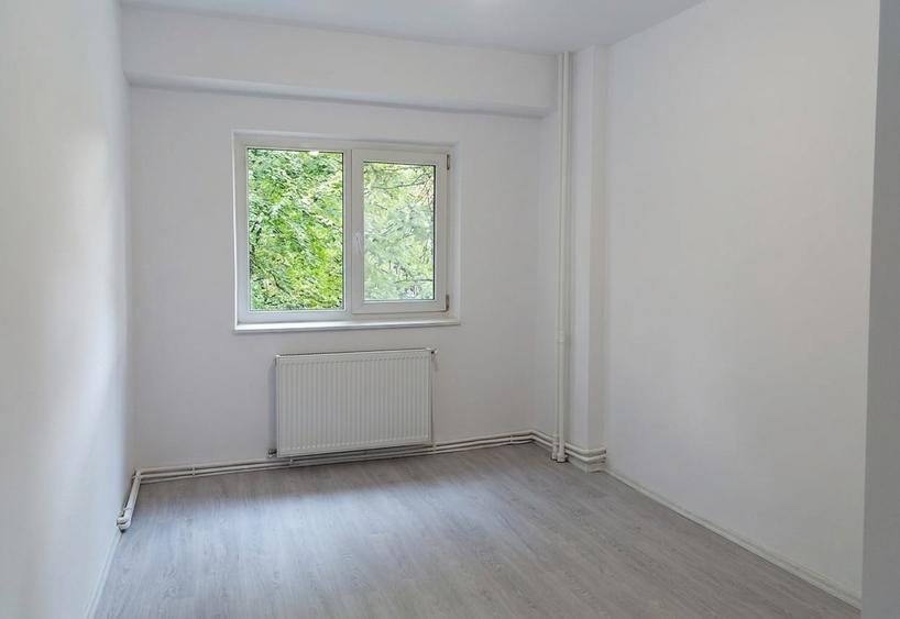 Apartament cu 4 camere în Sebastian