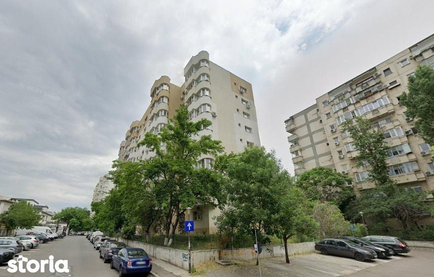Apartament cu 3 camere decomandat în Nerva Traian