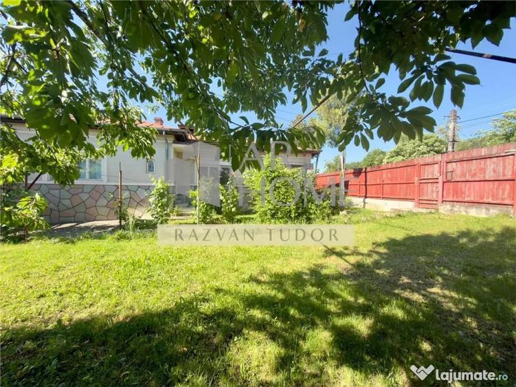 Casă cu 4 camere cu Teren 1681 Mp în Boldești