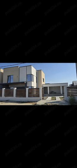 Casă cu 4 camere cu Teren 243 Mp în Exterior Vest