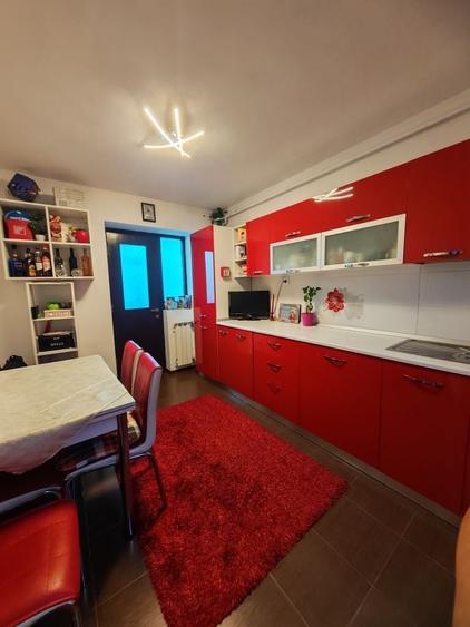 Apartament cu 2 camere decomandat în Satu Nou