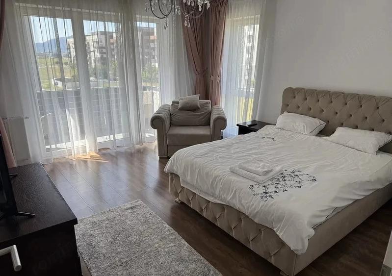 Apartament cu 2 camere decomandat în Avantgarden