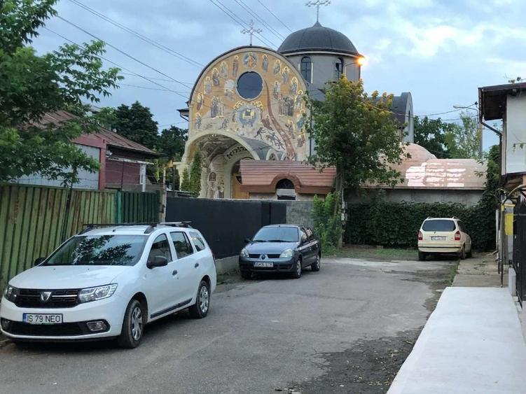 Casă individuală cu 3 camere cu Teren 300 Mp în Aeroport