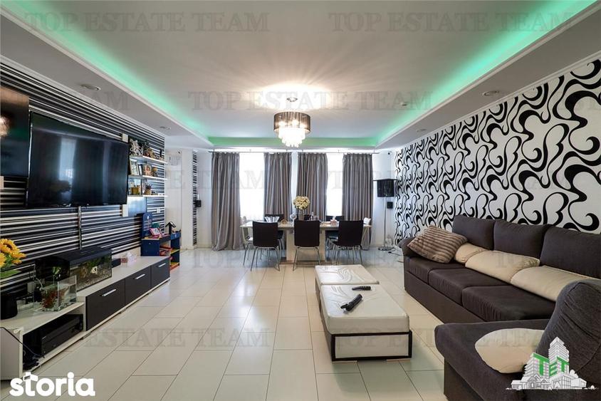 Casă cu 10 camere cu Teren 530 Mp în Agigea