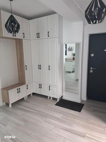 Apartament cu 3 camere decomandat, mobilat în Păcurari