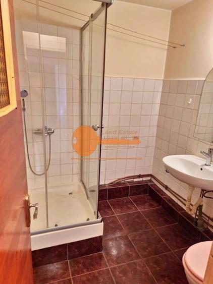 Apartament cu 2 camere semidecomandat în Crângași