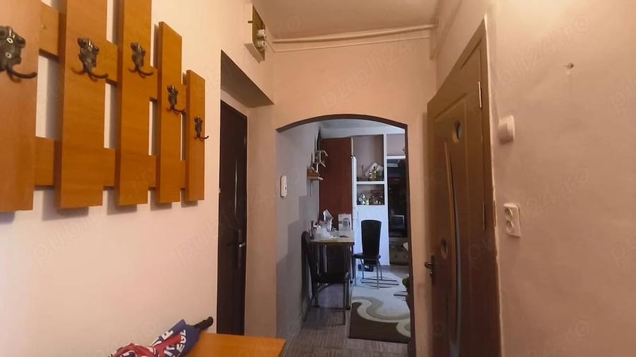 Apartament cu 2 camere decomandat în Gojdu