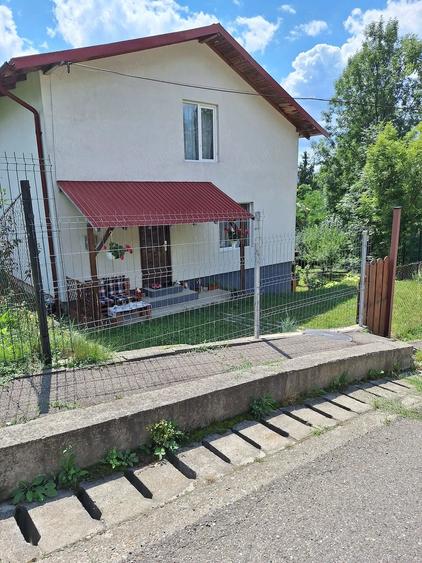Casă cu Teren 346 Mp în Central