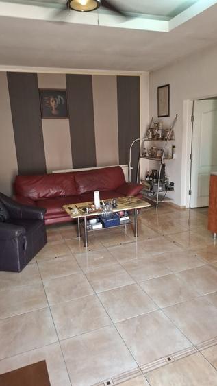 Apartament cu 3 camere decomandat în Ultracentral