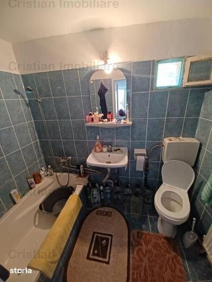 Casă cu 3 camere cu Teren 133 Mp în Central