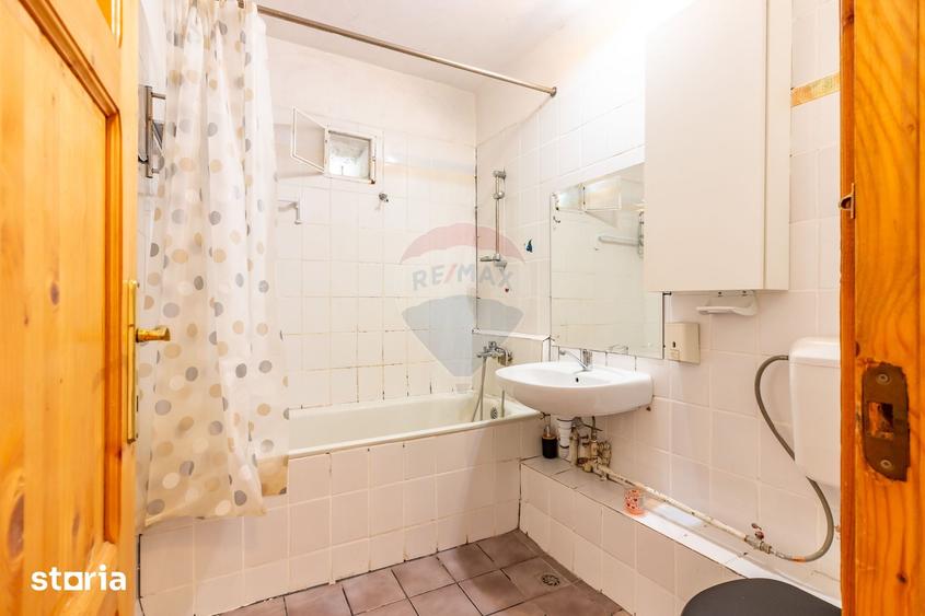 Apartament cu 2 camere decomandat în Moșilor