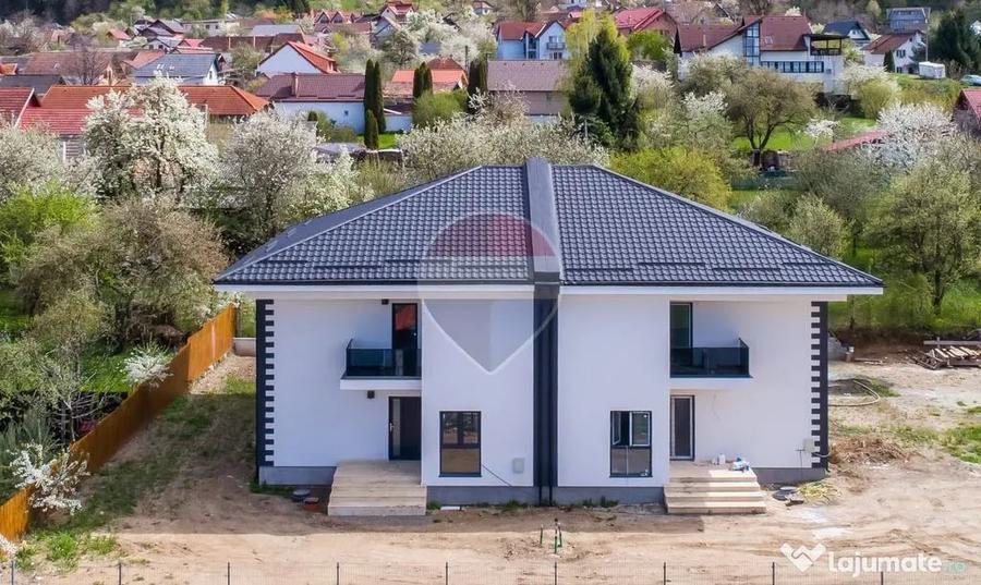 Casă cu 5 camere cu Teren 350 Mp în Bunloc