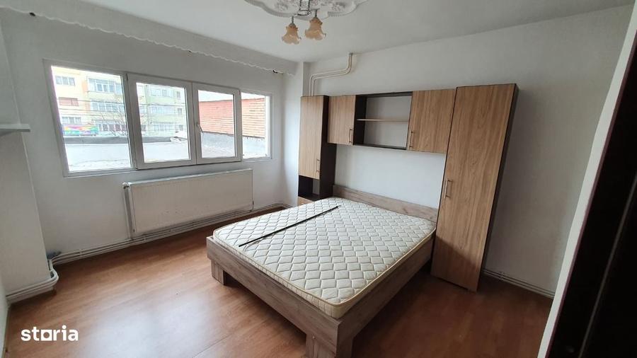 Apartament 2 camere decomandat Zona Narcisa - 2